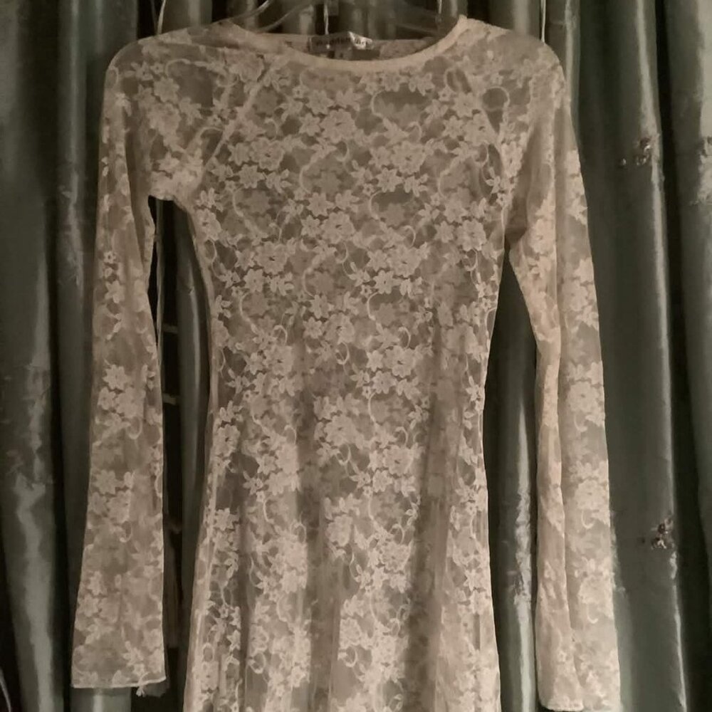 White lace short dress.